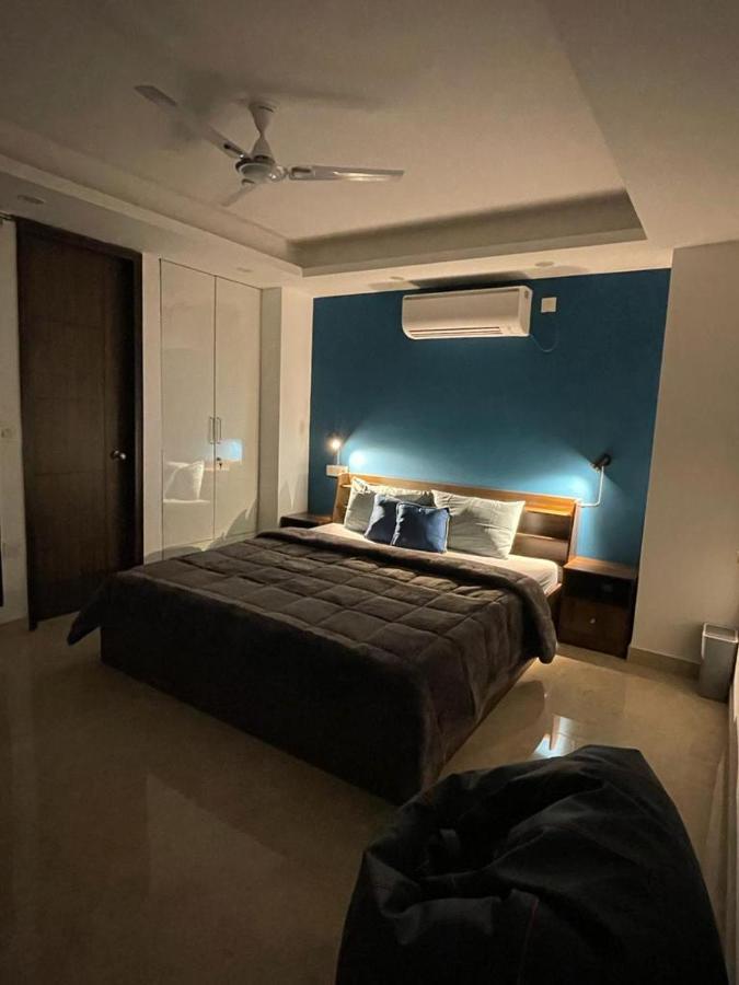 Flxho Uno - Serviced Apartment & Rooms - Golf Course Road Гургаон Экстерьер фото
