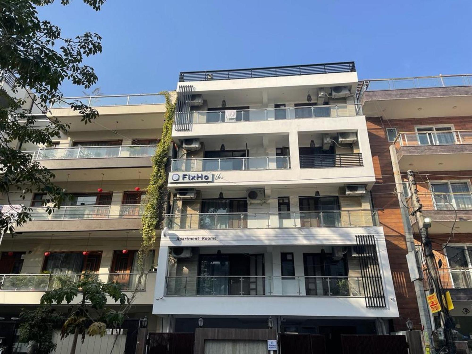 Flxho Uno - Serviced Apartment & Rooms - Golf Course Road Гургаон Экстерьер фото
